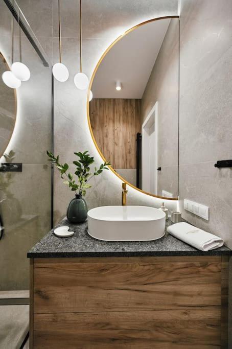 Golden Dreams Luxury Apartments 103 Краків Екстер'єр фото